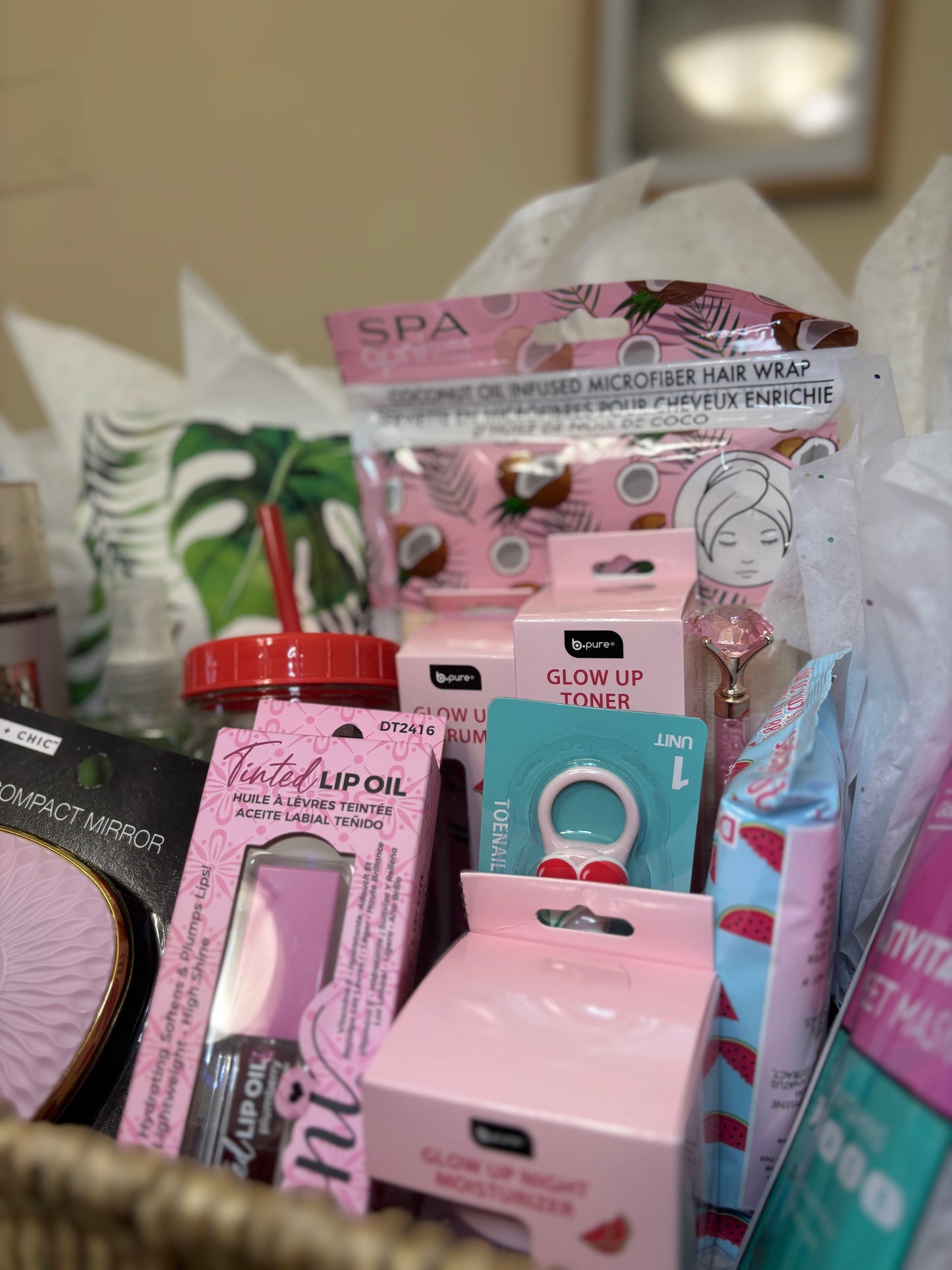 Combo de regalo.no incluye las cesta.es enviado en caja decorada